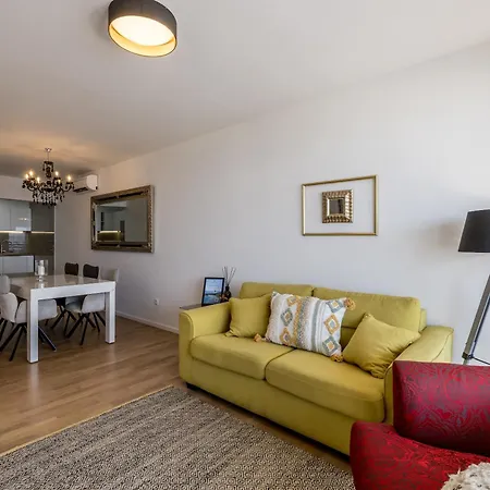 Apartamento Beachaholic M&g, Luxury Seaside On Znjan *