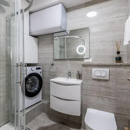 Apartamento Beachaholic M&g, Luxury Seaside On Znjan