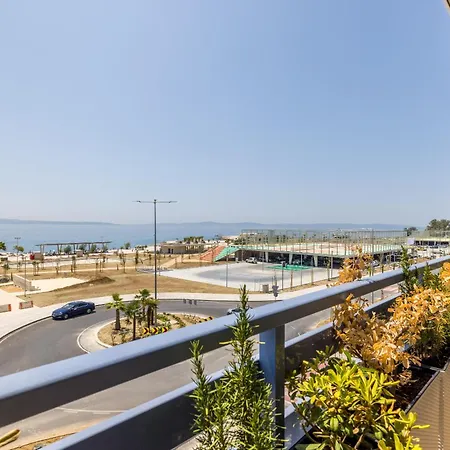 Beachaholic M&g, Luxury Seaside On Znjan Apartamento Split