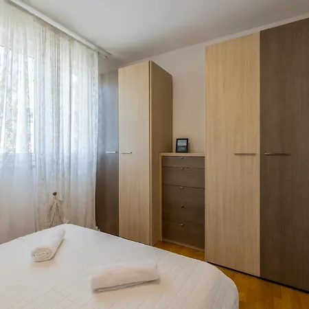 Apartamento Beachaholic M&g, Luxury Seaside On Znjan *